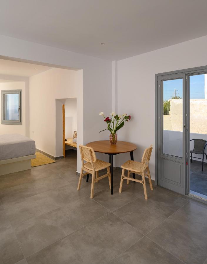 Thoe Oia Suites Buitenkant foto